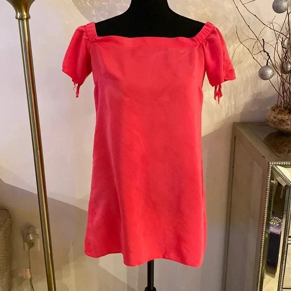 AMANDA Uprichard Absolutely Adorable Silk Dress Size M - Picture 2 of 8